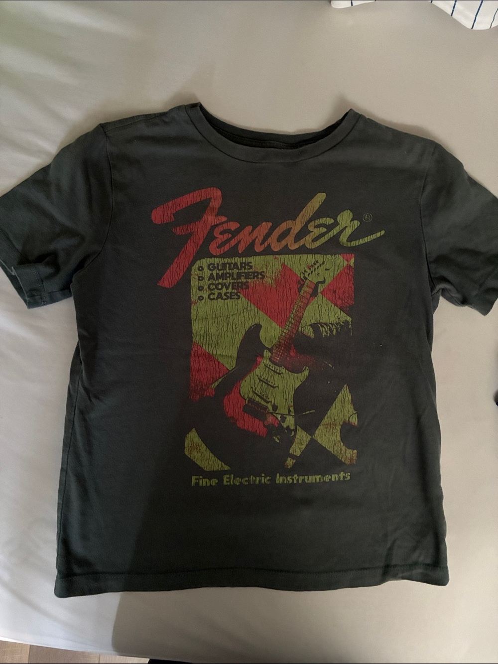 Fender gray/green Kids Tee with Red & Green Guitar Graphic